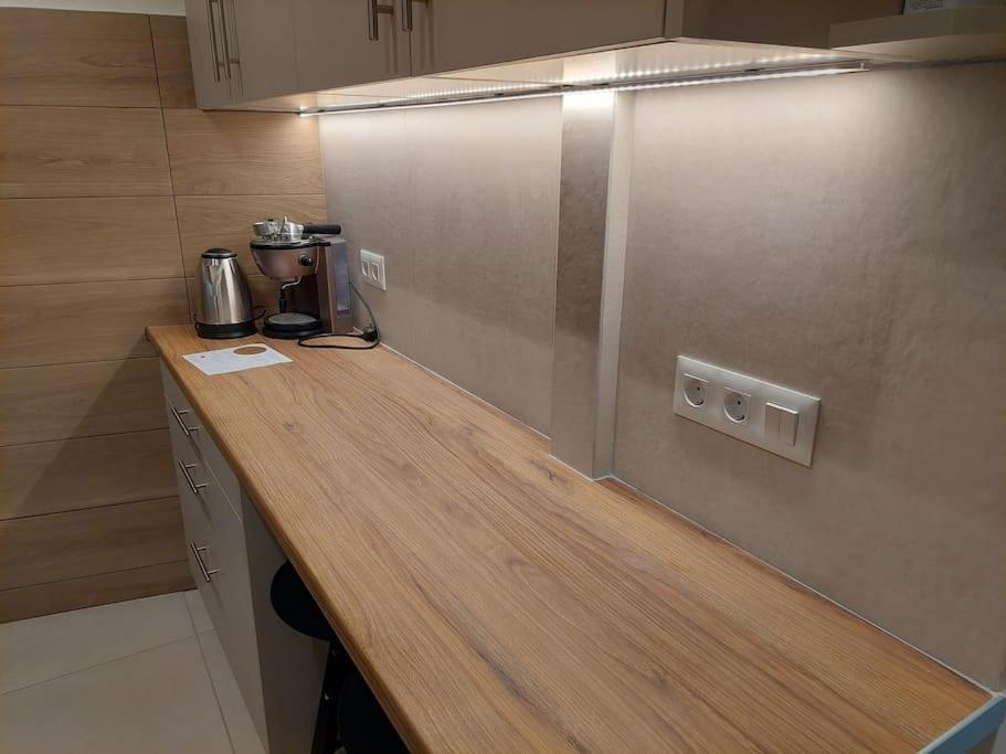 Cozy, Sunbathed, 30M2 Apartment Atenas Exterior foto